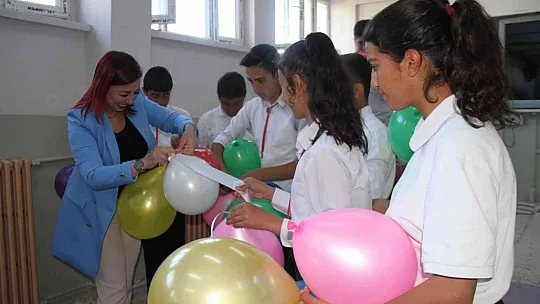 Tuba müdür öğrencinin notuna duyarsız kalmadı