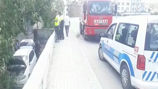 Otomobil Evin Bahçesine Uçtu