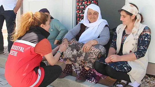 Psikososyal ekibi, Ahıska Türklerini biran olsun yalnız bırakmıyor