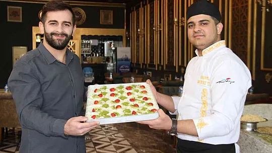 Ramazan ayının gülü tezgahlardaki yerini aldı