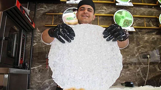 Ramazan ayının gülü tezgahlardaki yerini aldı