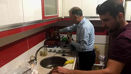 Rektör Göktaş, öğrencilerin davetini geri çevirmedi
