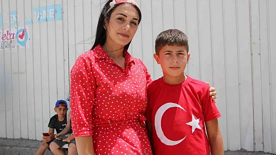 Savaştan kurtarılan Ahıska Türkü, Cumhurbaşkanı Erdoğan'ı kaldıkları alana davet etti