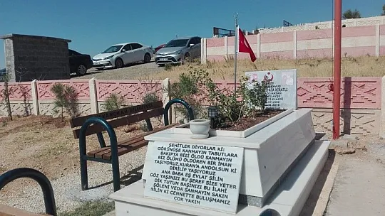 Şehit Kıratlı kabri başında anıldı