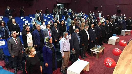 Şehit Ömer Halisdemir'in babası konuştu, herkes ağladı
