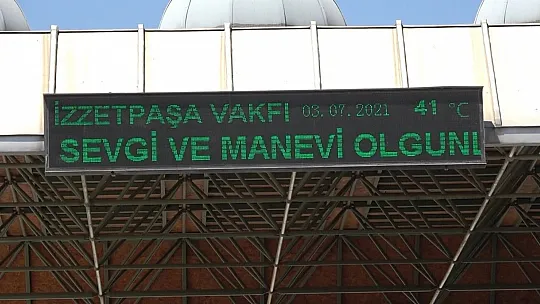 Sıcaktan korunmak isteyen vatandaştan ilginç yöntem