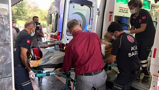 Kazara kendini vuran doktor ağır yaralandı