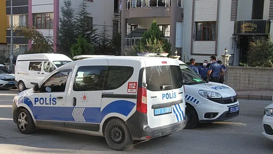 Kazara kendini vuran doktor ağır yaralandı