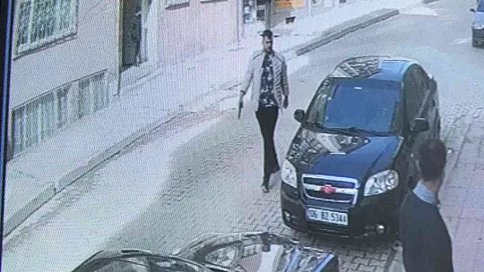 Silahın dipçiğiyle 2 kardeşi böyle darp etti