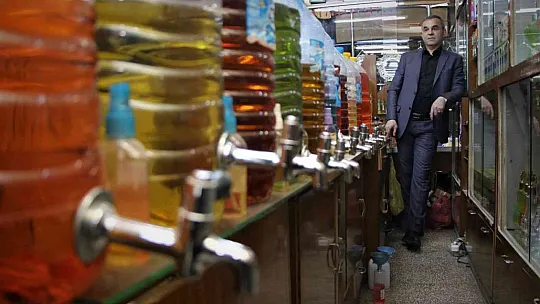 41 yıldır Elazığ'dan Türkiye'ye koku üretiyor