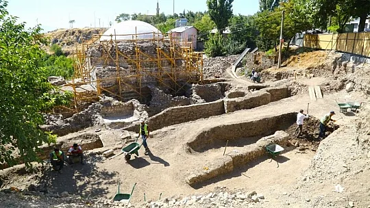 Tarihi Hoca Hasan Hamamında restorasyon çalışmaları devam ediyor