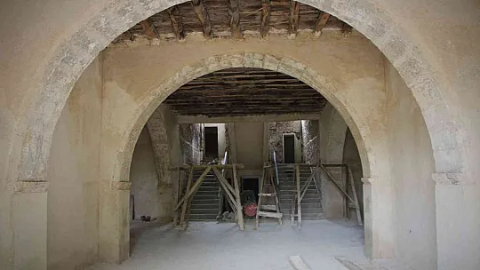 Tarihi Maden Hükümet Konağının restorasyon çalışmaları devam ediyor
