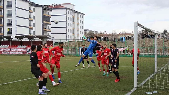 Gakgo sonunda şeytanın bacağını kırdı!