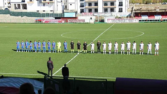 Elazığ Karakoçan, sahasında Yomraspor'a 1-0 mağlup oldu