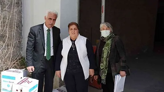 TKKD gönüllere dokunmaya devam ediyor