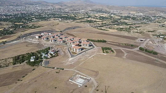 TOKİ, Elazığ'da 136 arsasını yarın satışa çıkarıyor