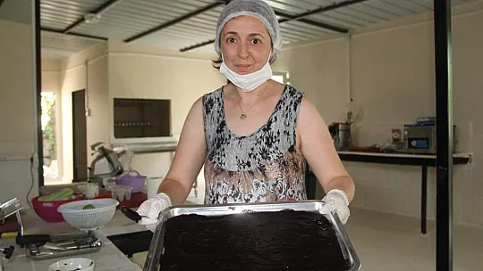 Tescilli dutu una çevirdi, kek ve dondurmada kullandı