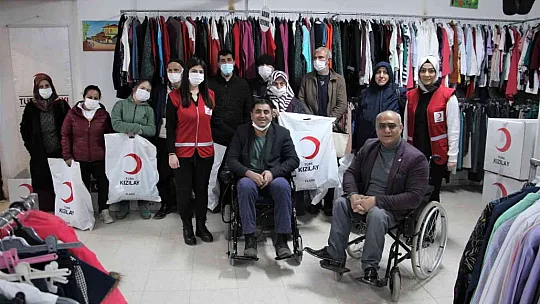 Türk Kızılayı Elazığ Şubesi yardımlarına devam ediyor