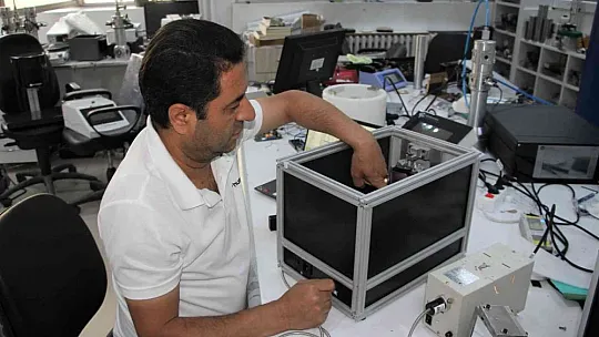 Türk profesörden Türkiye'de bir ilk