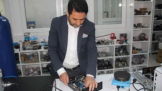 Prof. Dr. Yakuphanoğlu'nun bilimsel çalışmaları dikkat çekiyor