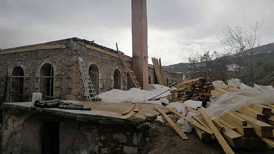 Tarihi Maden Hükümet Konağı restorasyon çalışmaları sürüyor