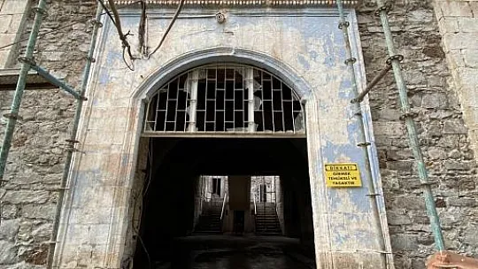 Tarihi Maden Hükümet Konağı restorasyon çalışmaları sürüyor