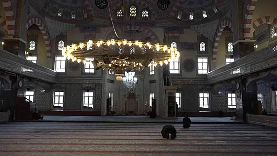 Tarihi camilerden İzzetpaşa camii Ramazan ayına hazır
