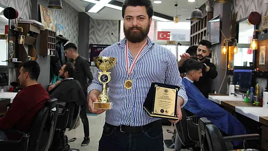 Türkiye şampiyonu kuaför, dünya şampiyonasına hazırlanıyor