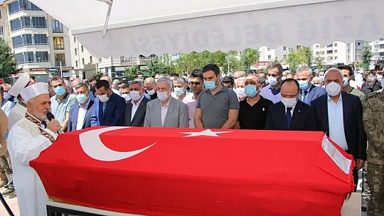 Elazığlı Pilot Mirzaoğlu son yolculuğuna uğurlandı