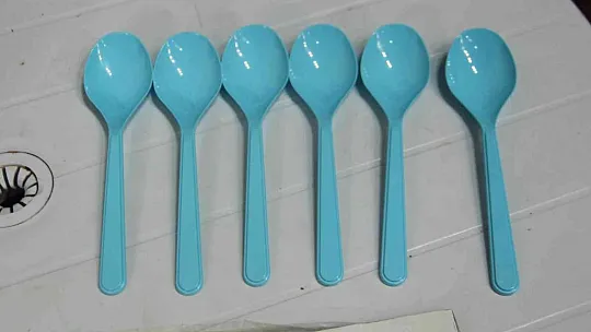 Üniversite öğrencisinden plastiğe çözüm