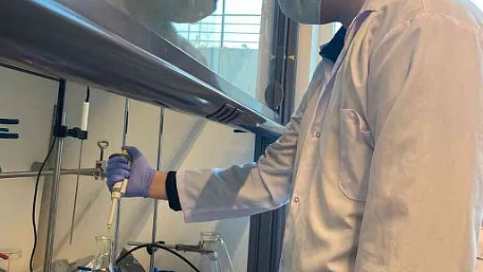 Üniversite öğrencisinden plastiğe çözüm