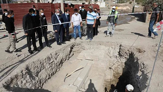 Vali Toraman, kentsel dönüşüm alanında incelemelerde bulundu