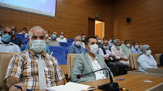 Vali Yırık: Aşı olma mevzusu bir vebal işidir