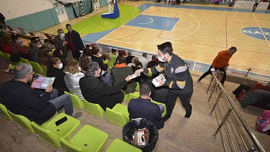 Elazığ Polisi, siber suçlara karşı bilgilendiriyor