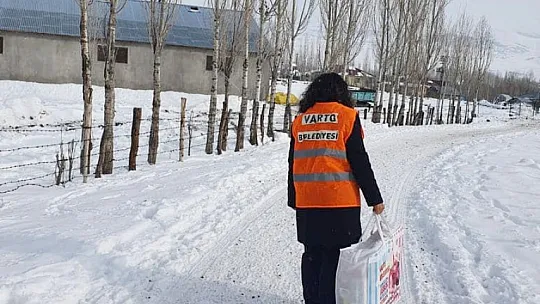 Kaymakam Güder, Varto'da da yüzleri güldürüyor
