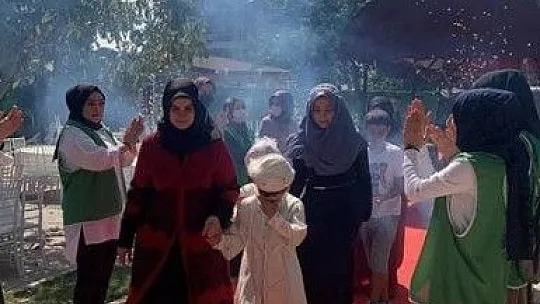 Yetim Kardeşlerin Sünnet Hayali İHH Tarafından Gerçek Oldu