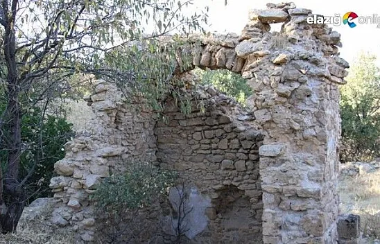 800 yıllık manastır restore edilmeyi bekliyor