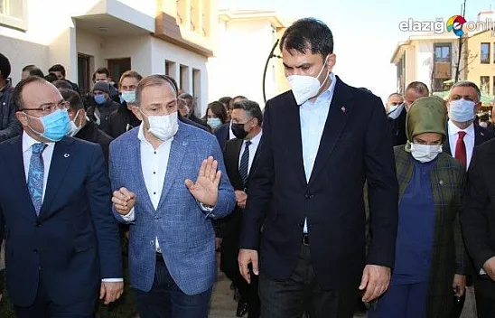 Bakan Kurum, tamamlanan deprem konutlarını inceledi