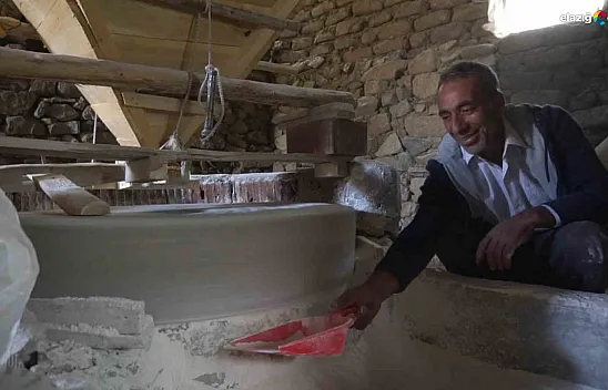 Asırlık su değirmeni hala ilk günkü gibi