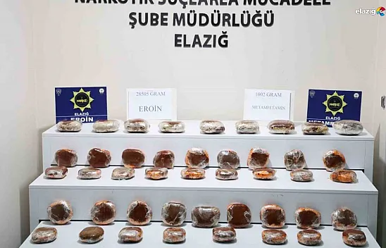 Uyuşturucu Nina'ya takıldı!