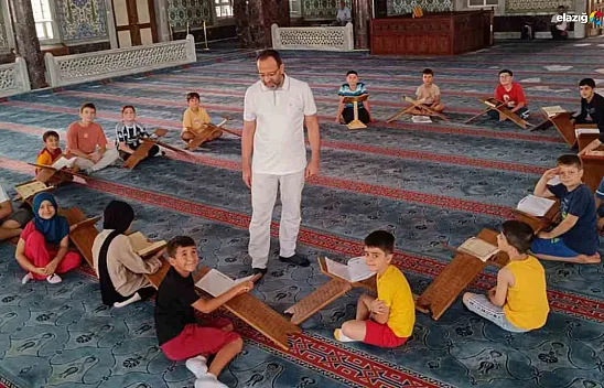 Elazığ'da Yaz Kur'an Kurslarıyla Çocuklara Hem Manevi Hem Sosyal Eğitim!