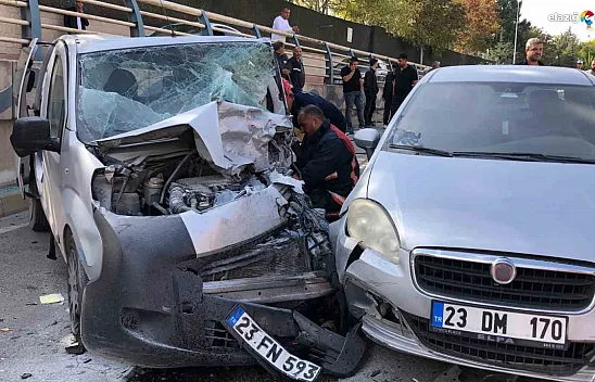 Elazığ'da Alt Geçitte Feci Kaza: 1'i Ağır 5 Yaralı