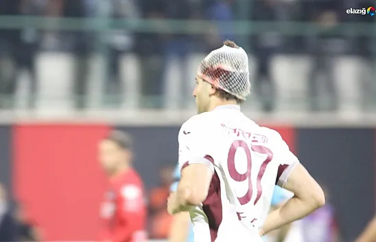 Elazığspor'dan 'Futbolda Kara Gece' Paylaşımı: Taşlı Saldırı Fotoğraflarla Böyle Belgelendi!