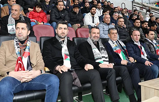 Filistin diye çağırdılar seçim müziği çaldılar!