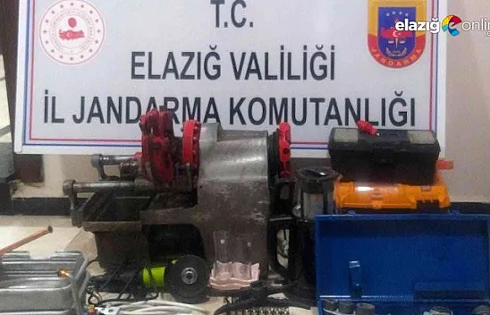 Jandarma hırsızları suçüstü yakaladı
