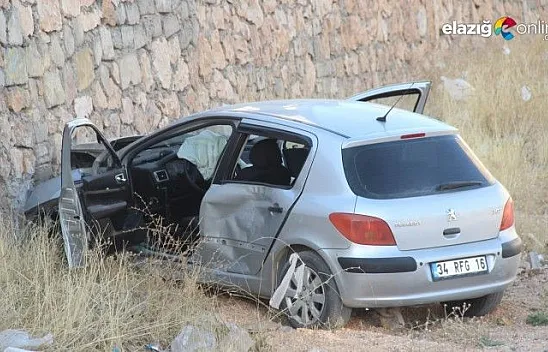 Otomobil ile motosiklet çarpıştı, kurye hayatını kaybetti