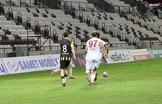 Elazığspor-Adana 01 FK Karşılaşması 8 Gollü Heyecanla Sona Erdi!