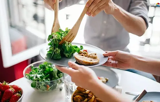 Yemek öncesi ve sonrası okunacak dua nasıl olmalı?