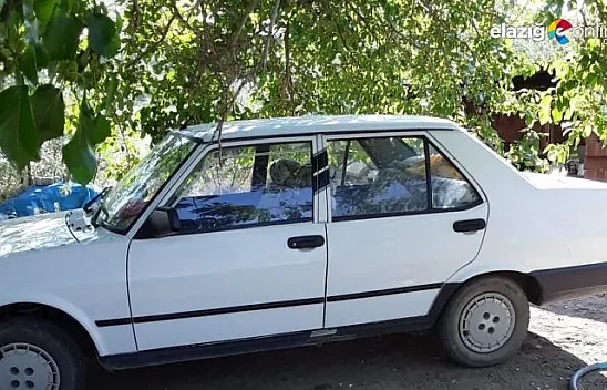 Yıllardır gözü gibi baktığı otomobili çalındı