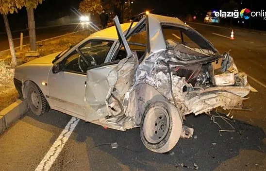 Otomobiller hurdaya döndü: 7 yaralı